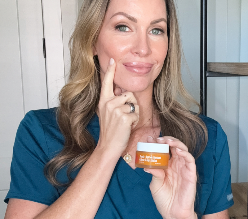 Dr Becky Campbell with Frøya Organics products